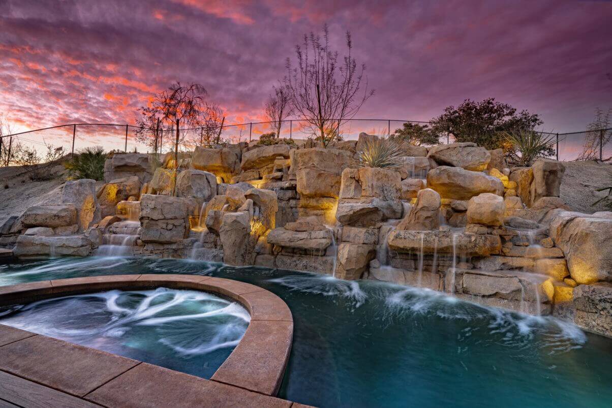 Finding Professional Los Angeles Pool Contractors for Winterizing Pools